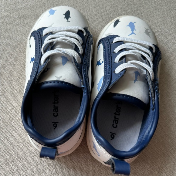 🍂CLEAROUT Carter's Slip-On Shark Sneaker - Picture 4 of 11